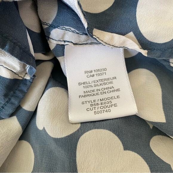 Equipment Silk Blue White Heart Print Button Down Blouse shirt size small - Picture 6 of 7